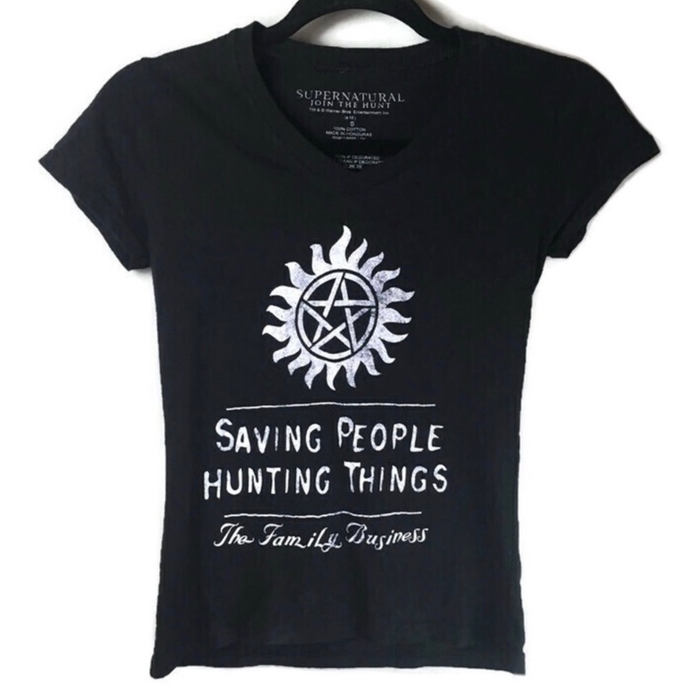Supernatural Family Business V-Neck Short Sleeve Black Fitted Tee Size Small